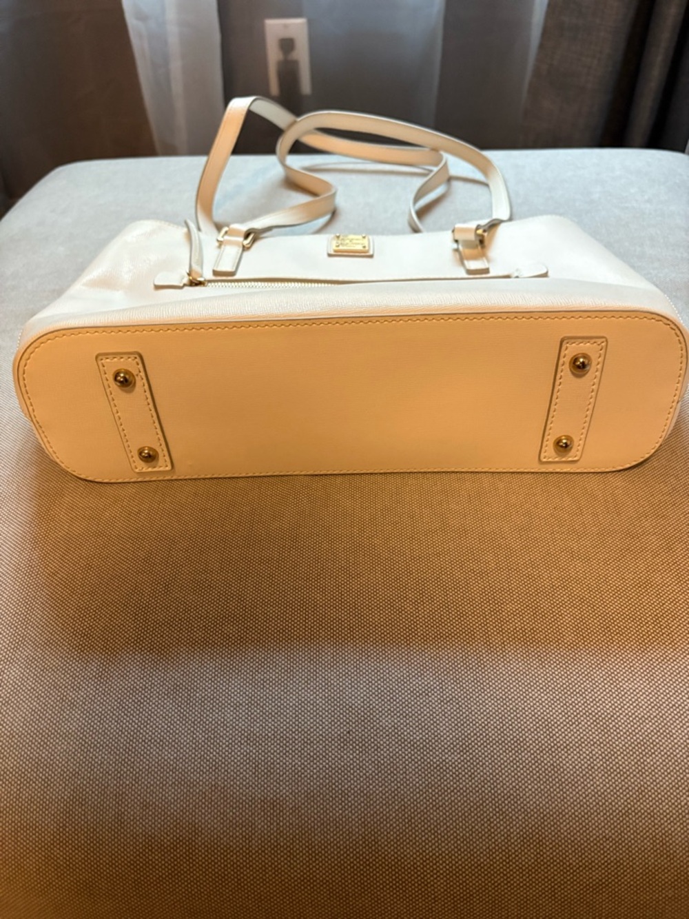 Dooney & Bourke Cream Leather Shoulder Tote with Front Zip - Picture 5 of 8